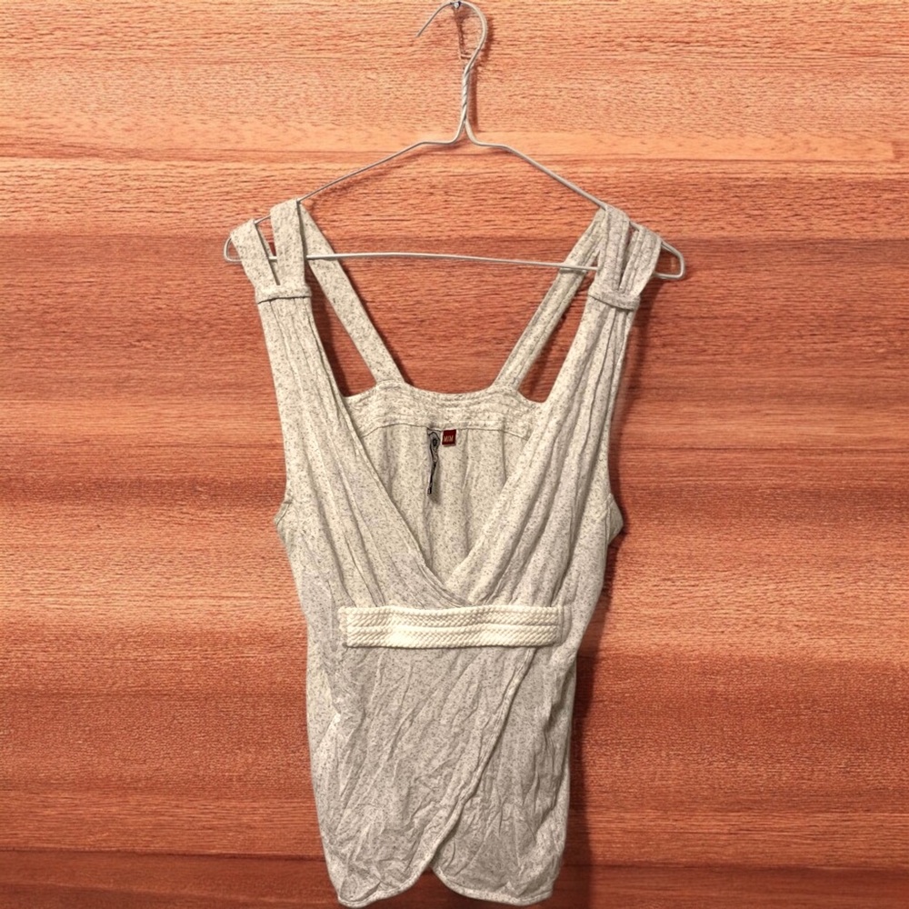Chic light grey Women's Tank Top Brand 3 stones